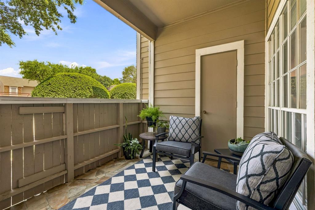 8600 Coppertowne Lane, #304, Dallas, TX 75243