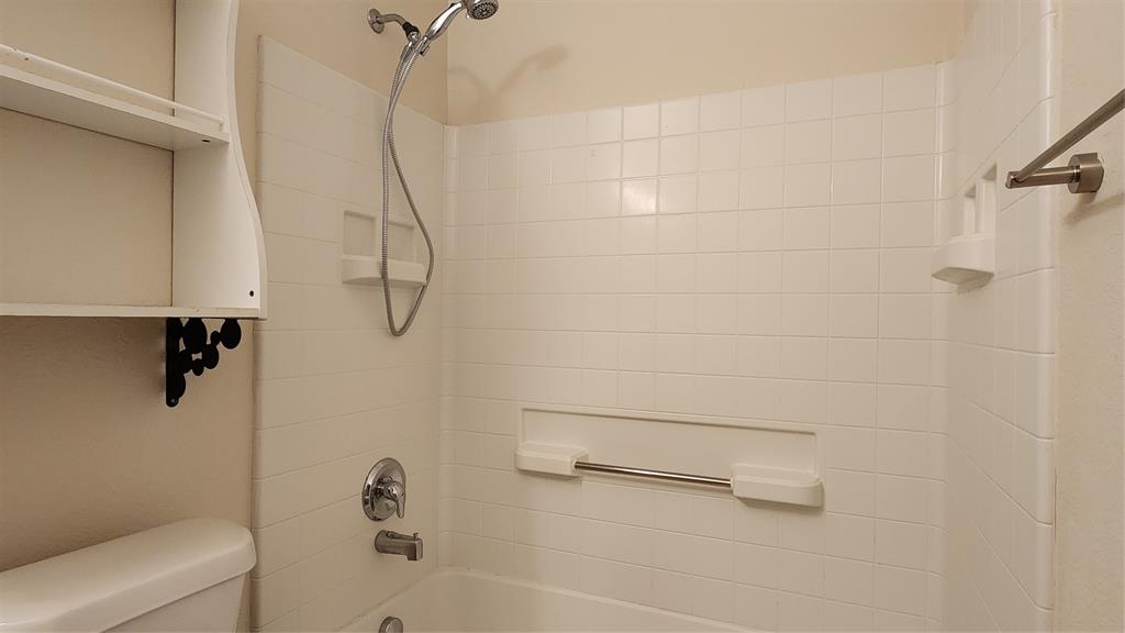 2304 Hayes Street, McKinney, TX 75071