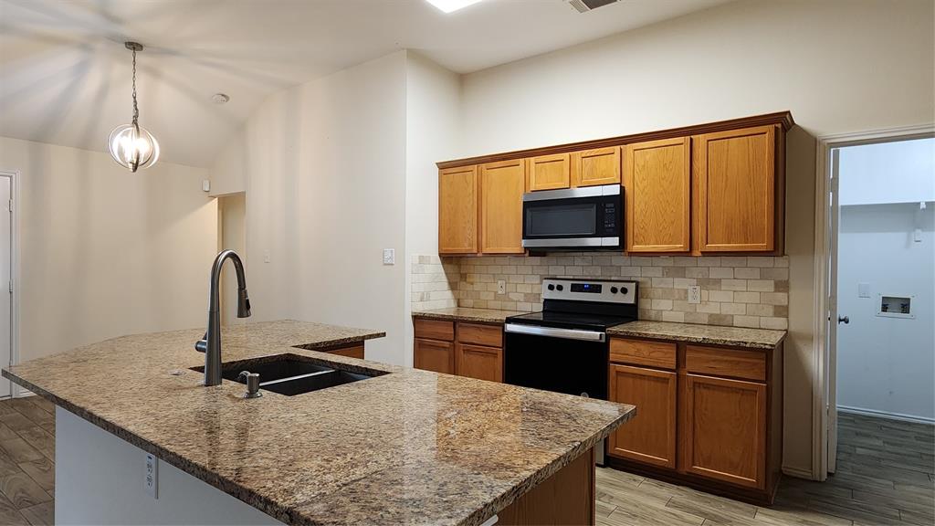 2304 Hayes Street, McKinney, TX 75071