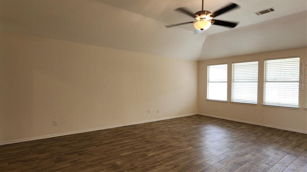 2304 Hayes Street, McKinney, TX 75071