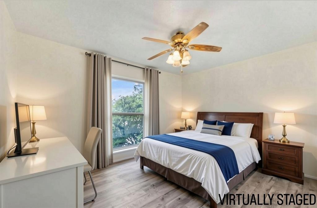 Virtually staged. Existing furnishings digitally removed and virtual furnishings added.