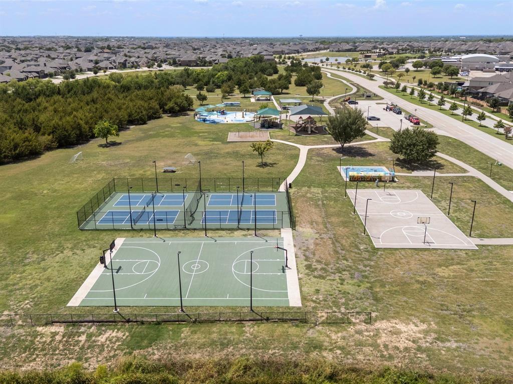 942 Lawless Lane, Fate, TX 75087