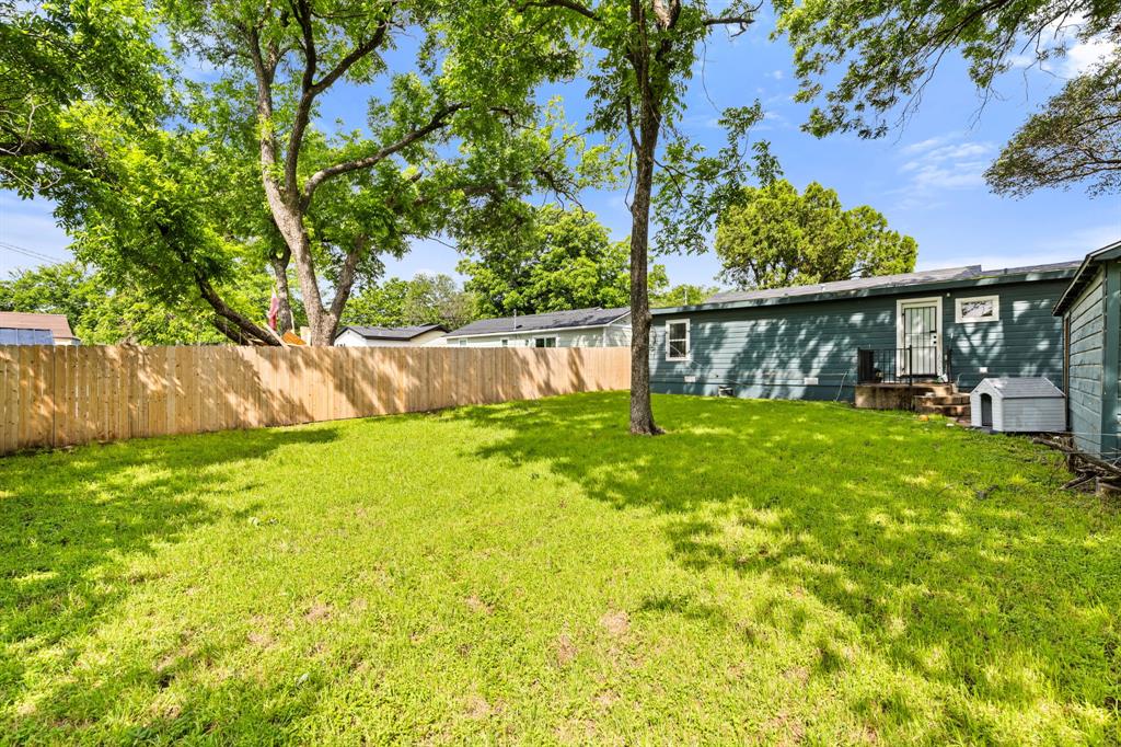 3700 Charlton Avenue, Waco, TX 76711
