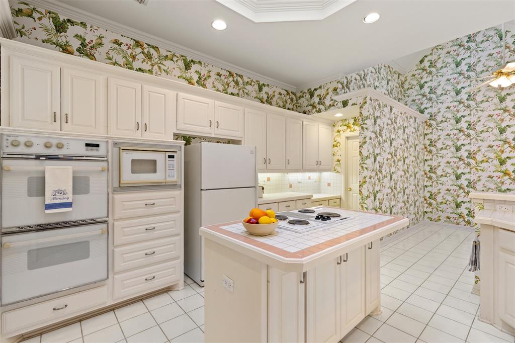 8644 Breakers Point, Dallas, TX 75243