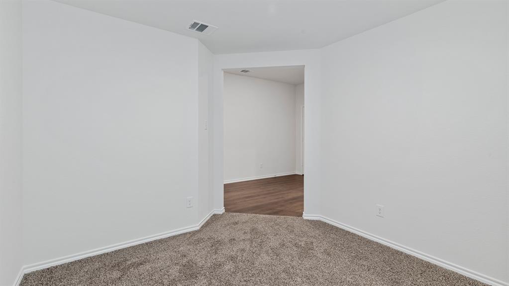 Neutral white wall finishes