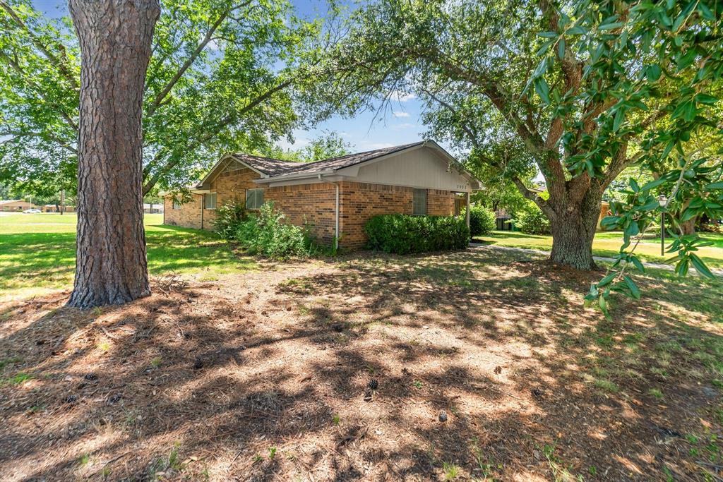 2903 Melmar Park Street, Commerce, TX 75428 2903 Melmar Park Street, Commerce, TX 75428