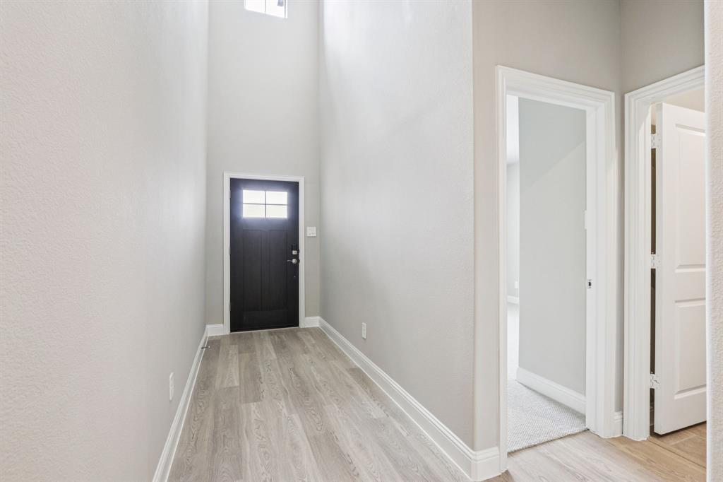 Photo is not of the actual home, but is an inspirational photo of builder’s model home and may depict options, furnishings, and/or decorator features that are not included.