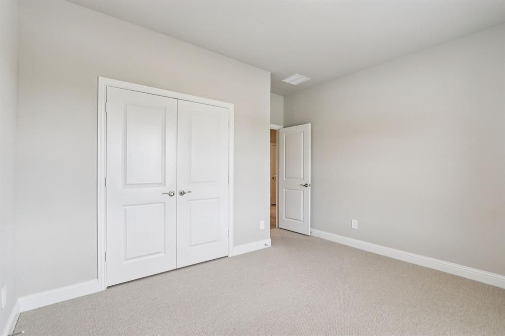 Photo is not of the actual home, but is an inspirational photo of builder’s model home and may depict options, furnishings, and/or decorator features that are not included.