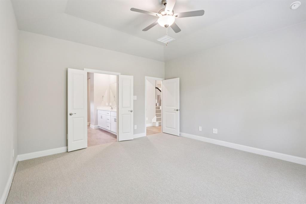 Photo is not of the actual home, but is an inspirational photo of builder’s model home and may depict options, furnishings, and/or decorator features that are not included.