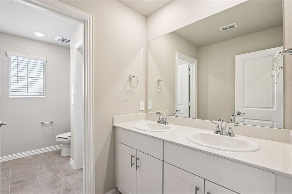 Photo is not of the actual home, but is an inspirational photo of builder’s model home and may depict options, furnishings, and/or decorator features that are not included.