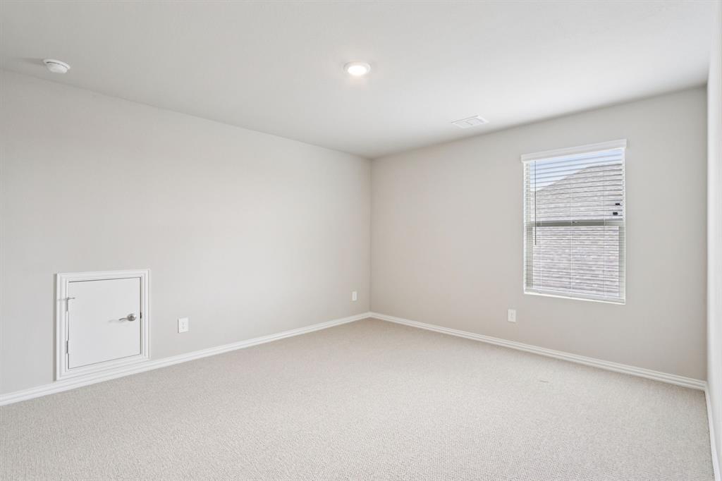 Photo is not of the actual home, but is an inspirational photo of builder’s model home and may depict options, furnishings, and/or decorator features that are not included.
