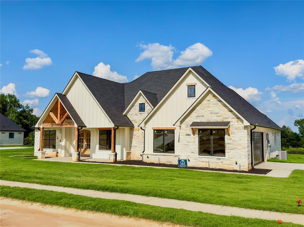 17038 Woodcrest Circle, Lindale, TX 75771 17038 Woodcrest Circle, Lindale, TX 75771