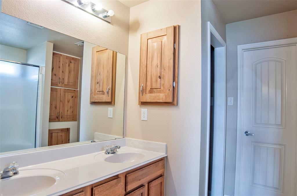 2056 Old Glory Lane, Heartland, TX 75126