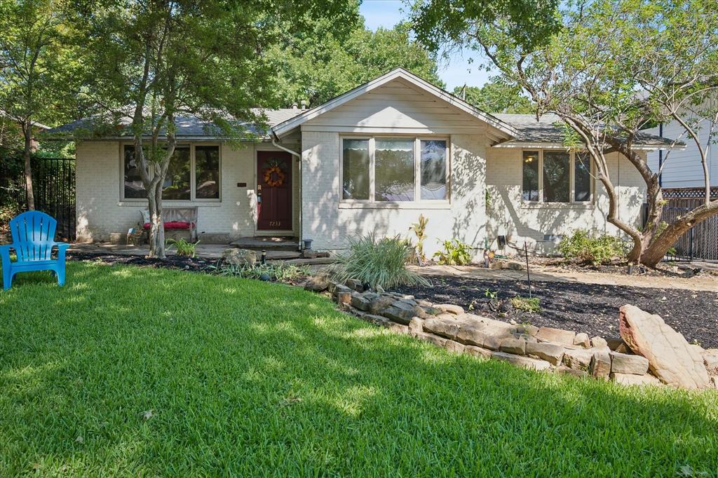 7233 Meadow Lake Avenue, Dallas, TX 75214 7233 Meadow Lake Avenue, Dallas, TX 75214