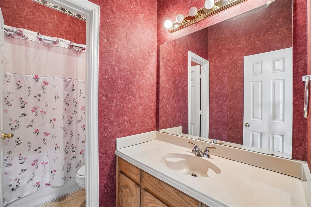 257 Love Bird Lane, Murphy, TX 75094