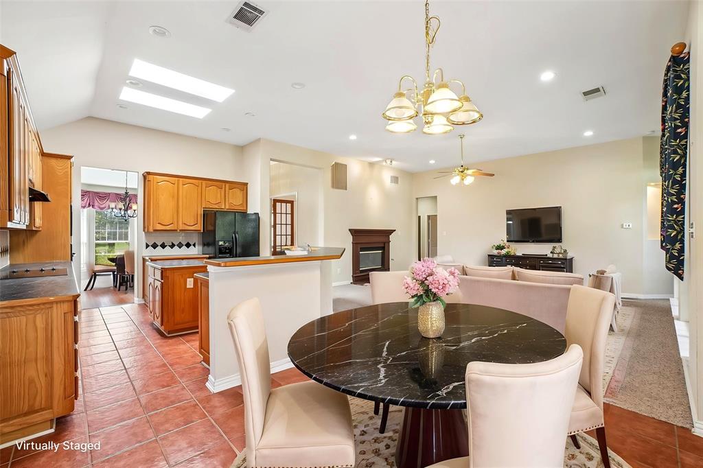 257 Love Bird Lane, Murphy, TX 75094