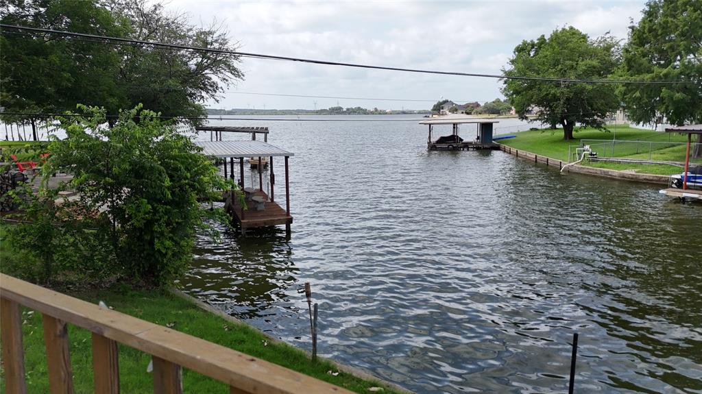 3903 Montgomery Drive, Granbury, TX 76049