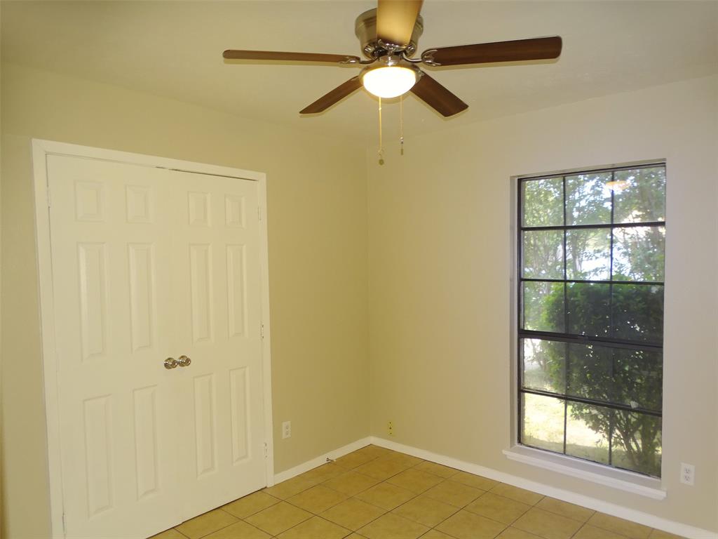 7220 Emory Oak Lane, Dallas, TX 75249