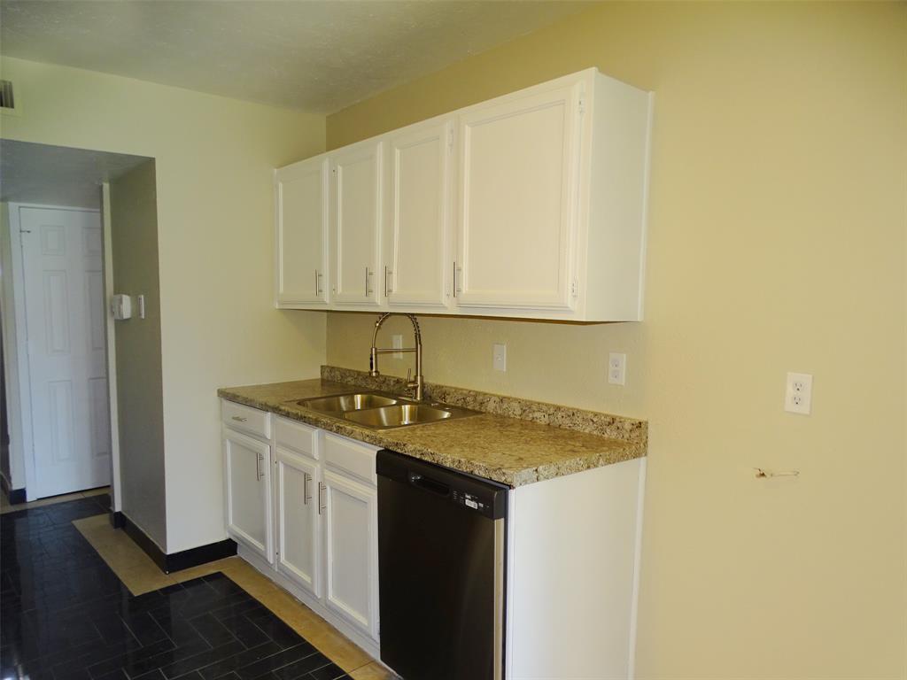 7220 Emory Oak Lane, Dallas, TX 75249