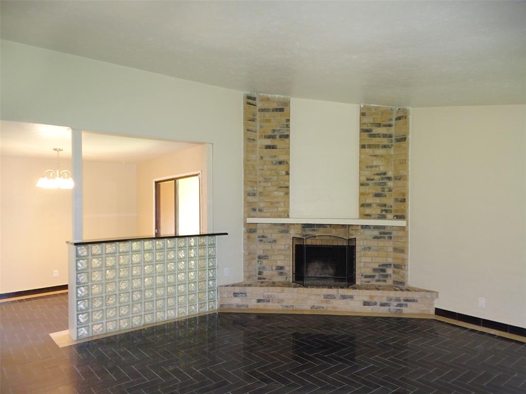 7220 Emory Oak Lane, Dallas, TX 75249