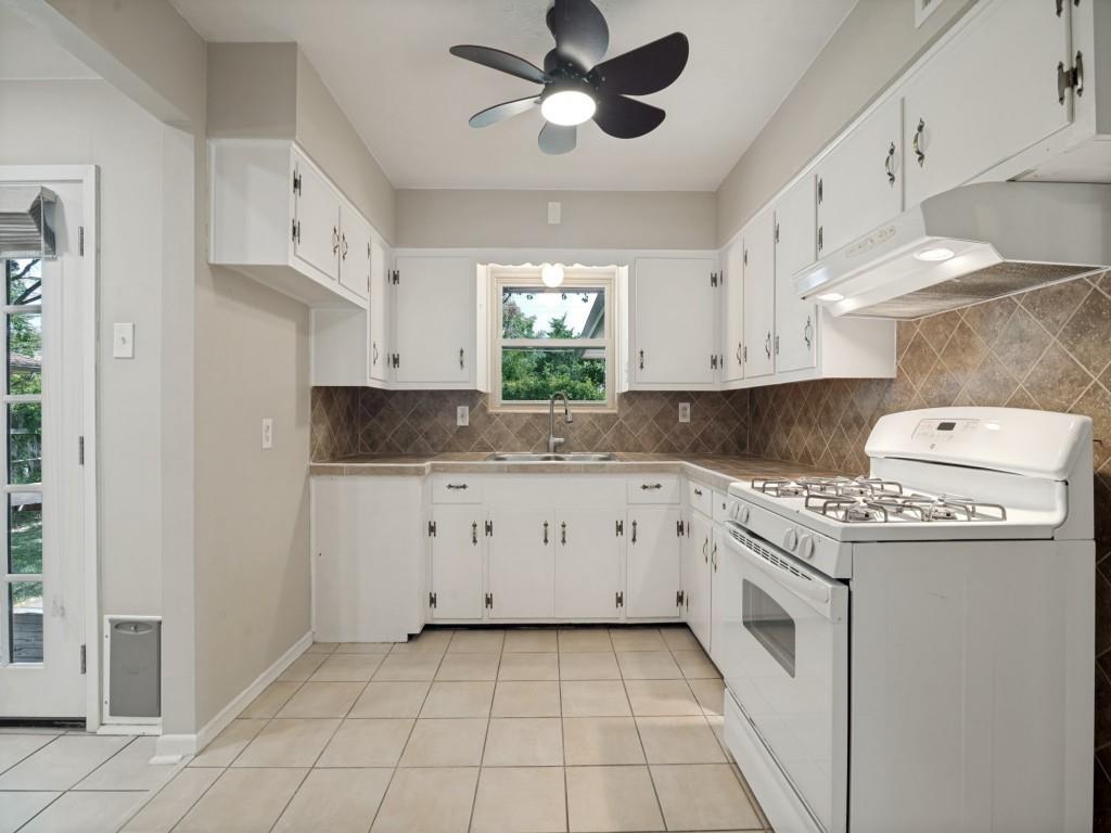 2725 Maverick Avenue, Dallas, TX 75228