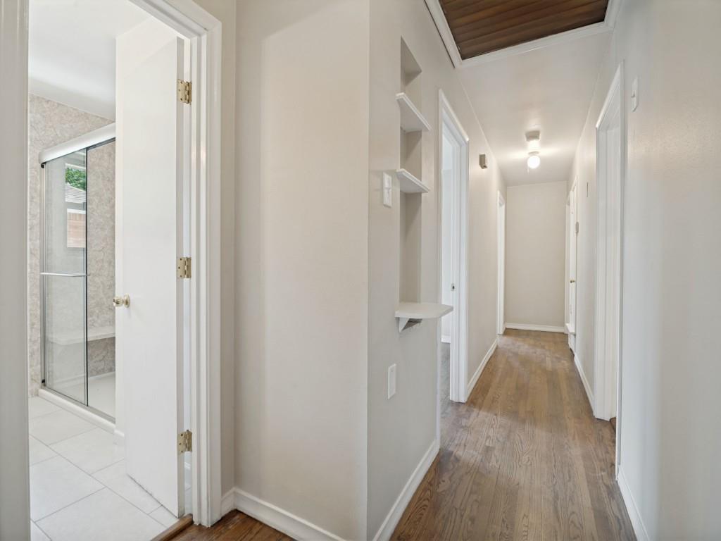 2725 Maverick Avenue, Dallas, TX 75228
