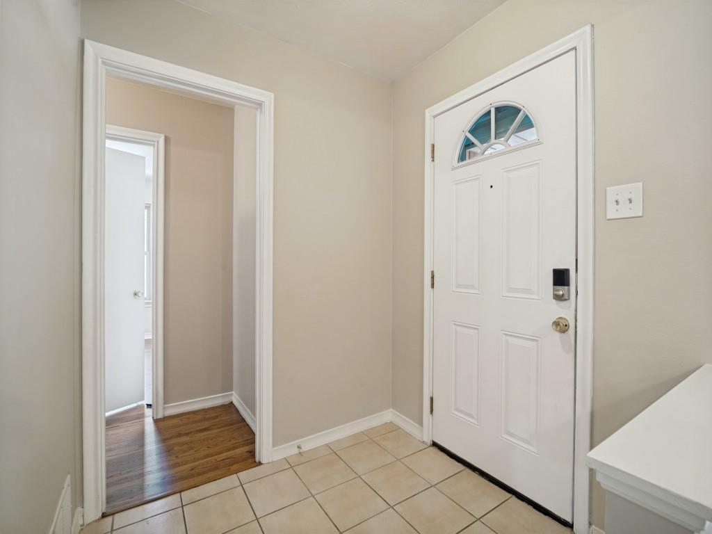 2725 Maverick Avenue, Dallas, TX 75228