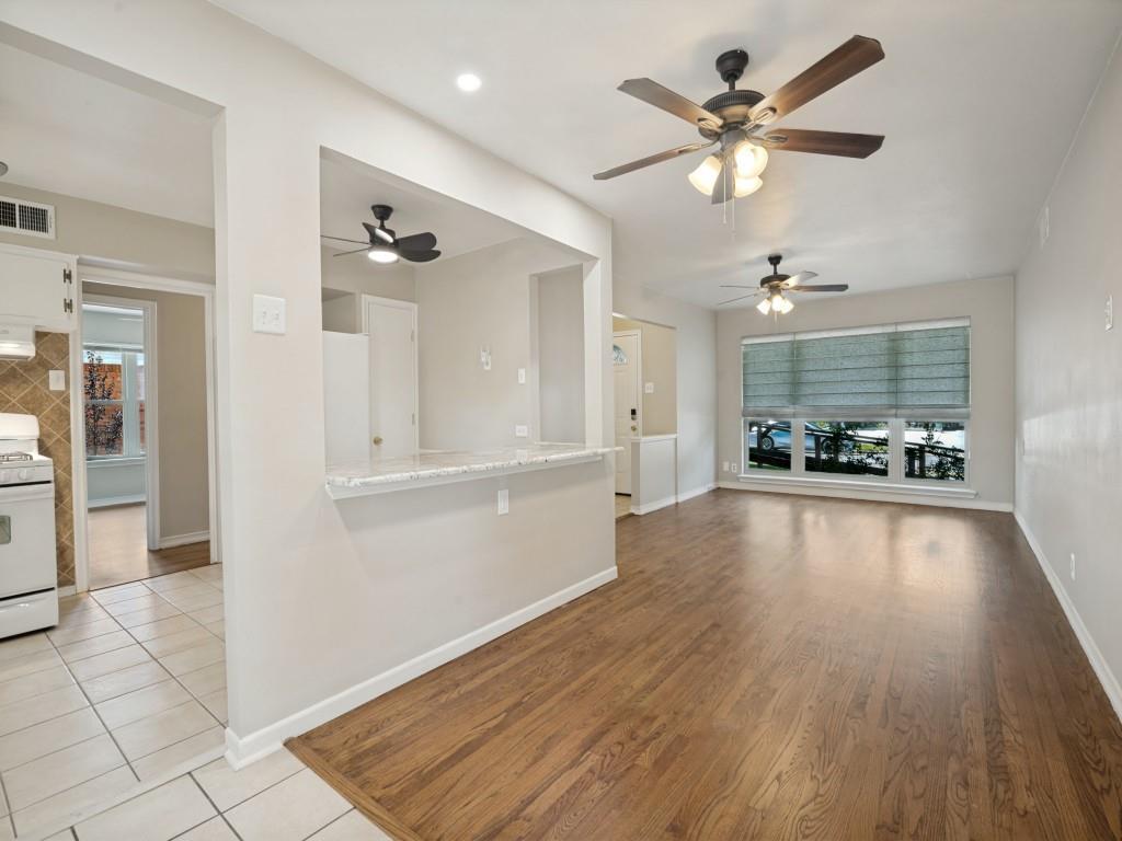 2725 Maverick Avenue, Dallas, TX 75228