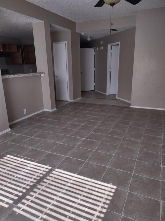1613 Wavecrest Drive, Glenn Heights, TX 75154
