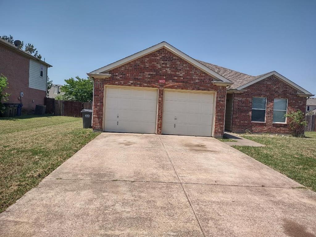 1613 Wavecrest Drive, Glenn Heights, TX 75154 1613 Wavecrest Drive, Glenn Heights, TX 75154