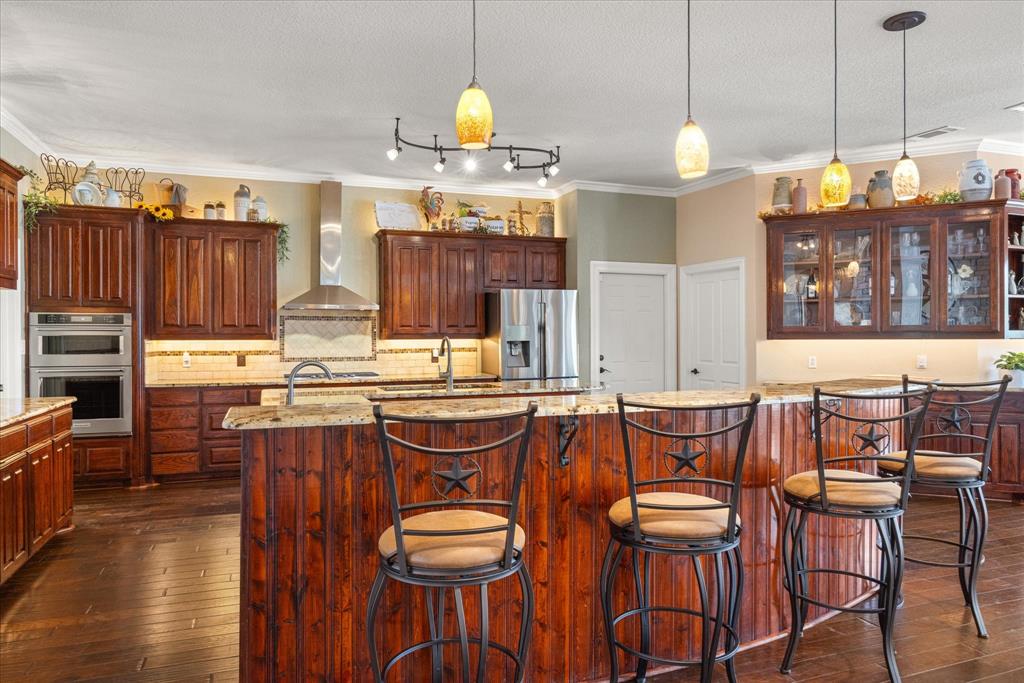 6410 Westover Drive, Granbury, TX 76049