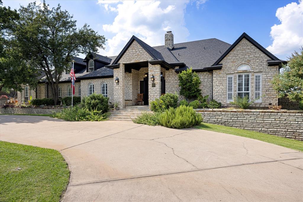 6410 Westover Drive, Granbury, TX 76049