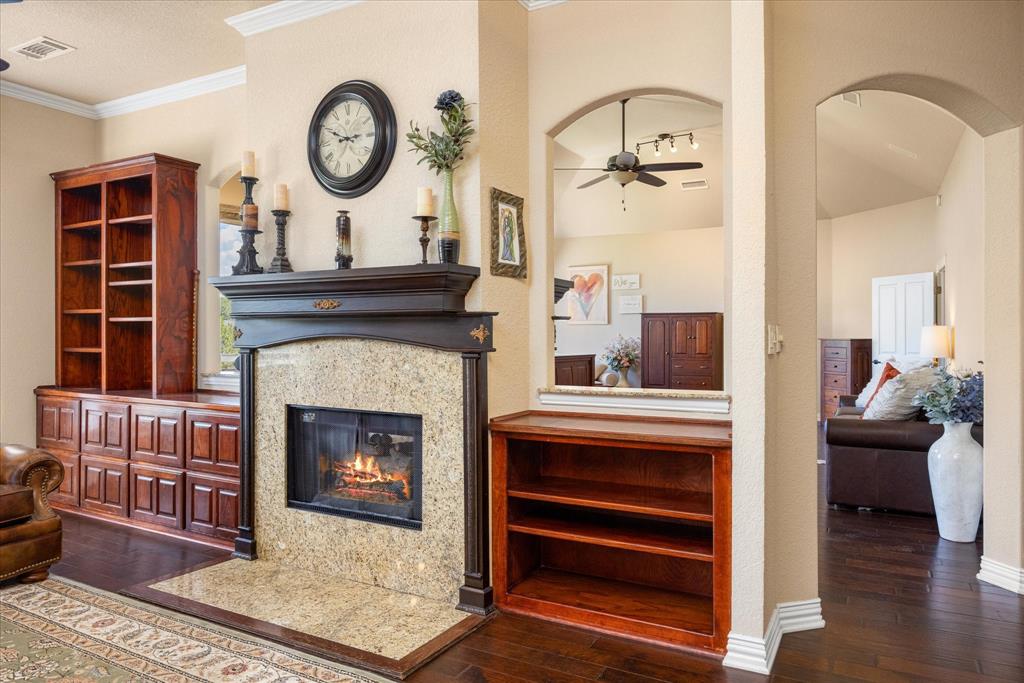 6410 Westover Drive, Granbury, TX 76049