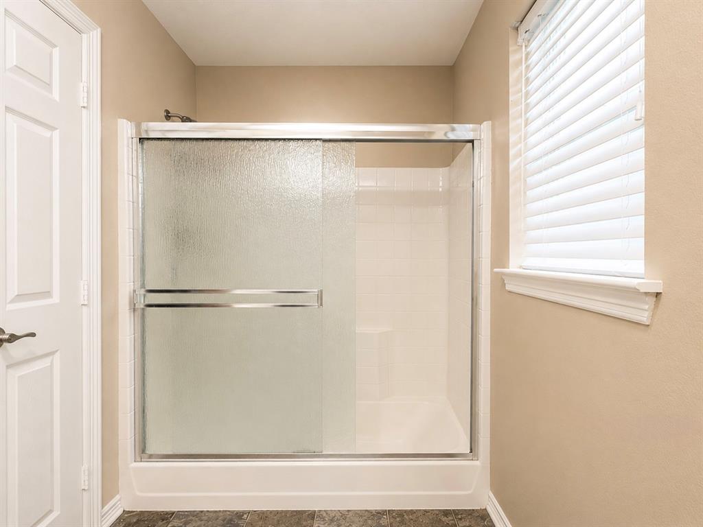 17506 Country Club Drive, Kemp, TX 75143