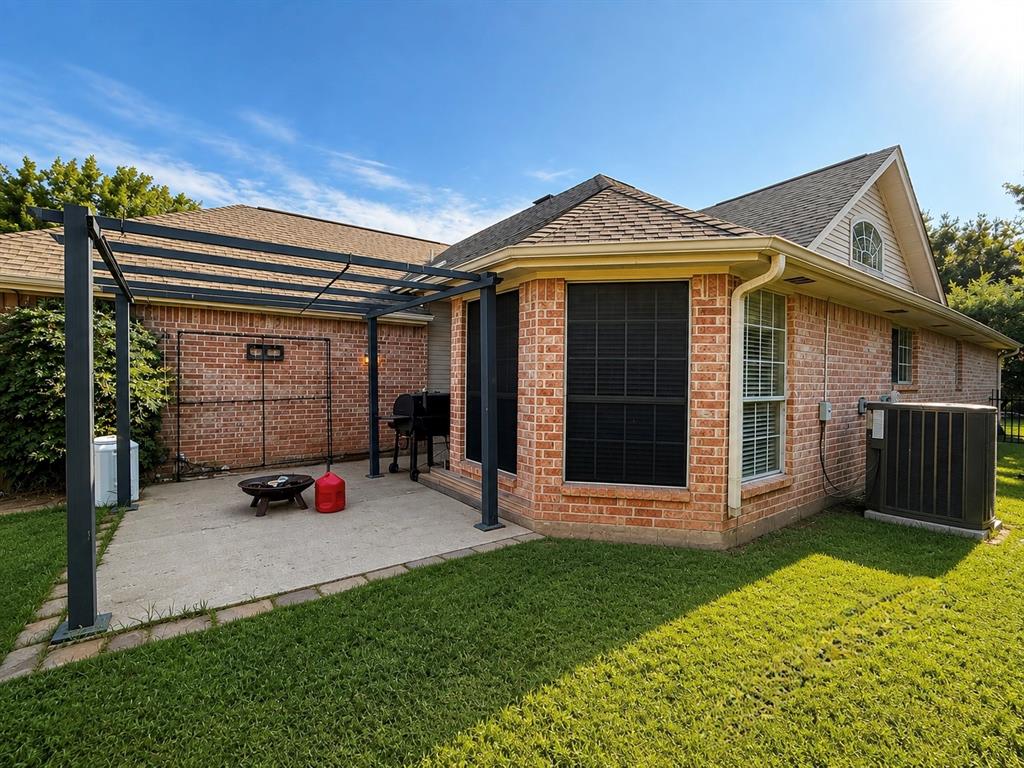 17506 Country Club Drive, Kemp, TX 75143