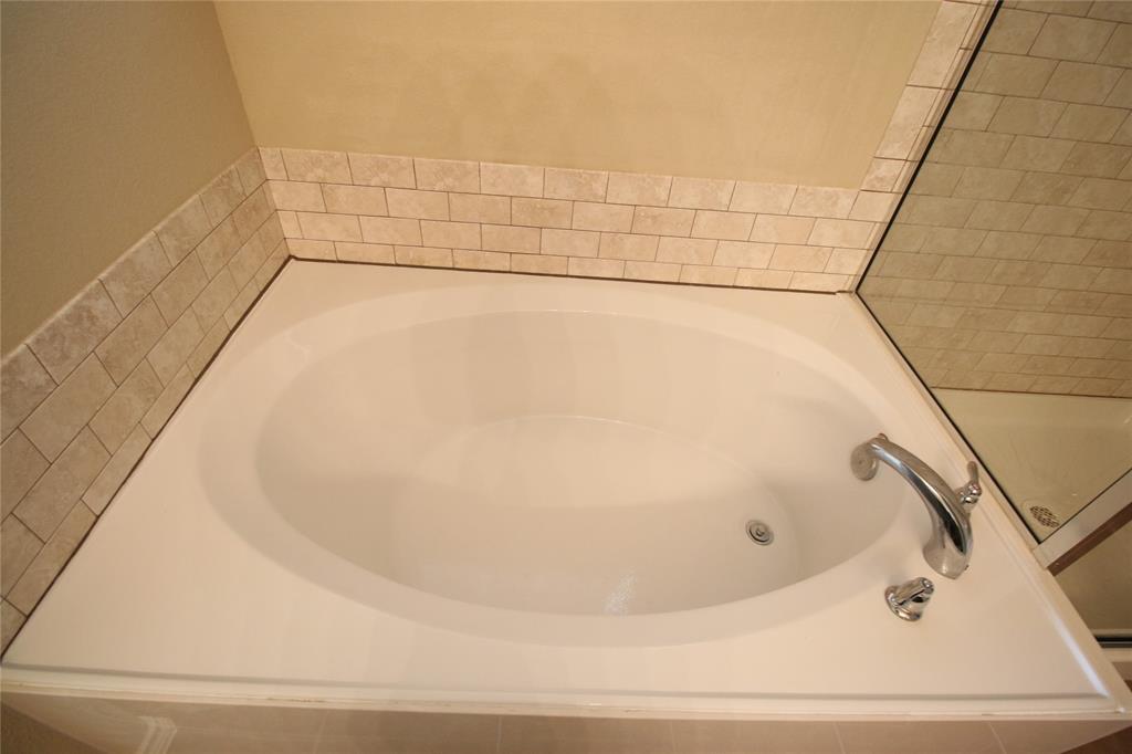 2101 Hickory Trail, Anna, TX 75409