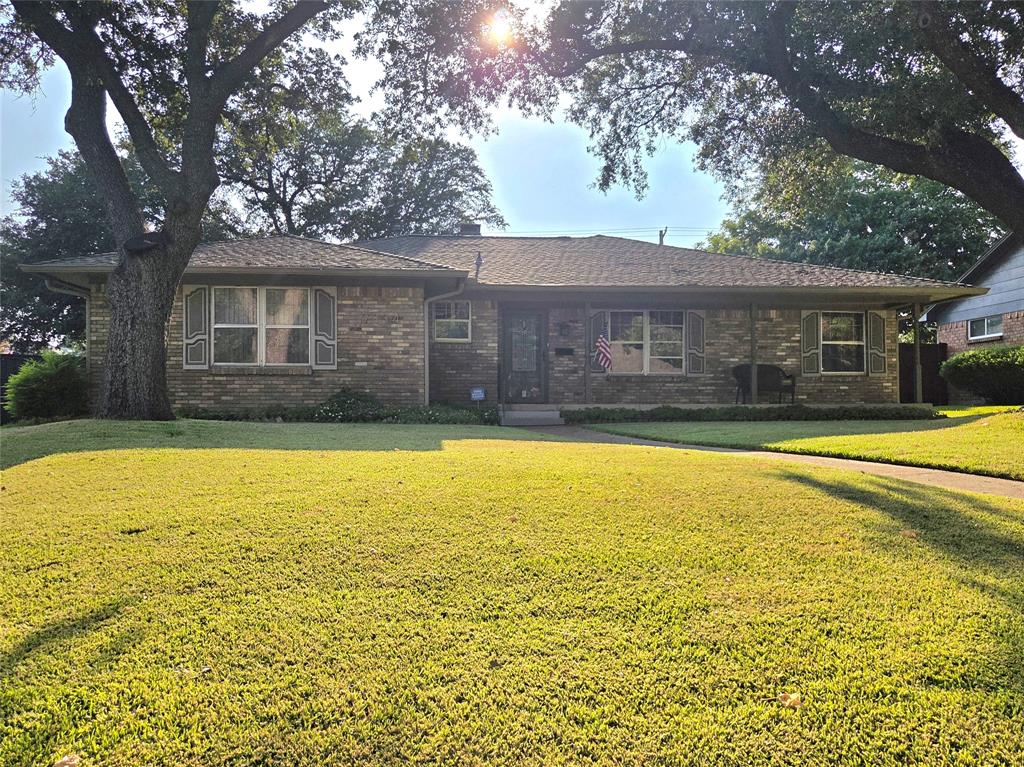 9334 Hunters Creek Drive, Dallas, TX 75243 9334 Hunters Creek Drive, Dallas, TX 75243