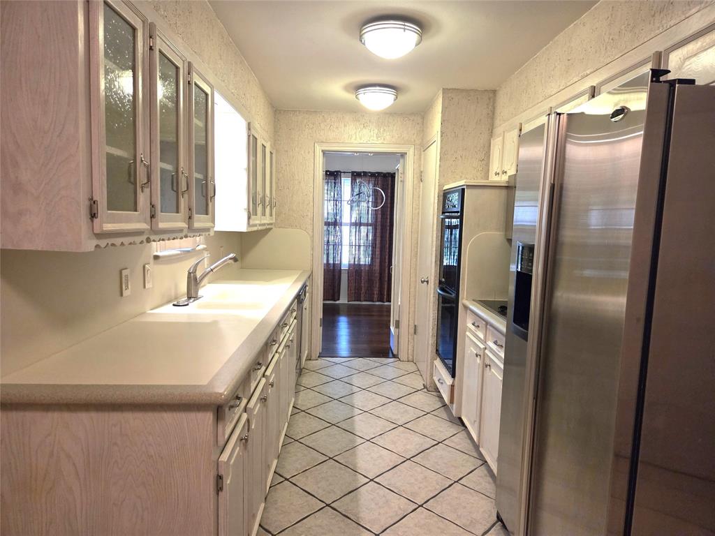 9334 Hunters Creek Drive, Dallas, TX 75243