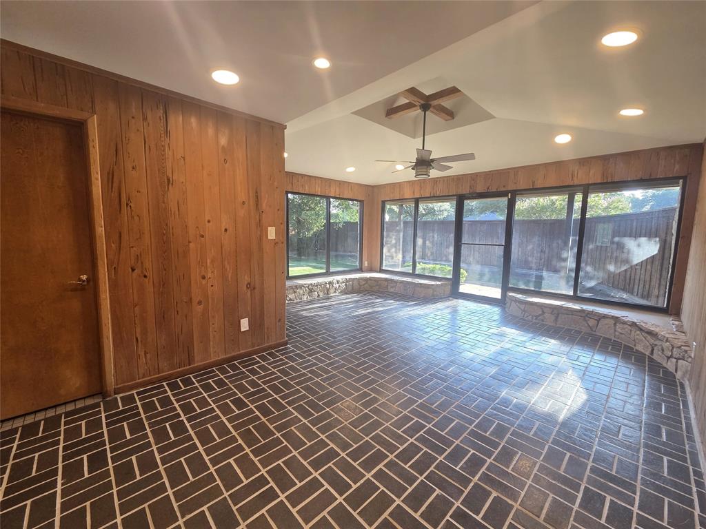 9334 Hunters Creek Drive, Dallas, TX 75243