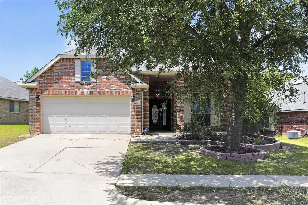 6819 Woodcrest Lane, Sachse, TX 75048