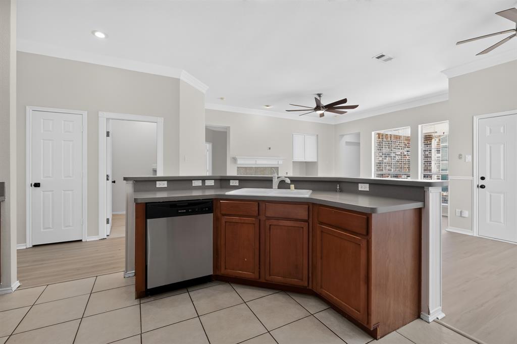 6819 Woodcrest Lane, Sachse, TX 75048 6819 Woodcrest Lane, Sachse, TX 75048