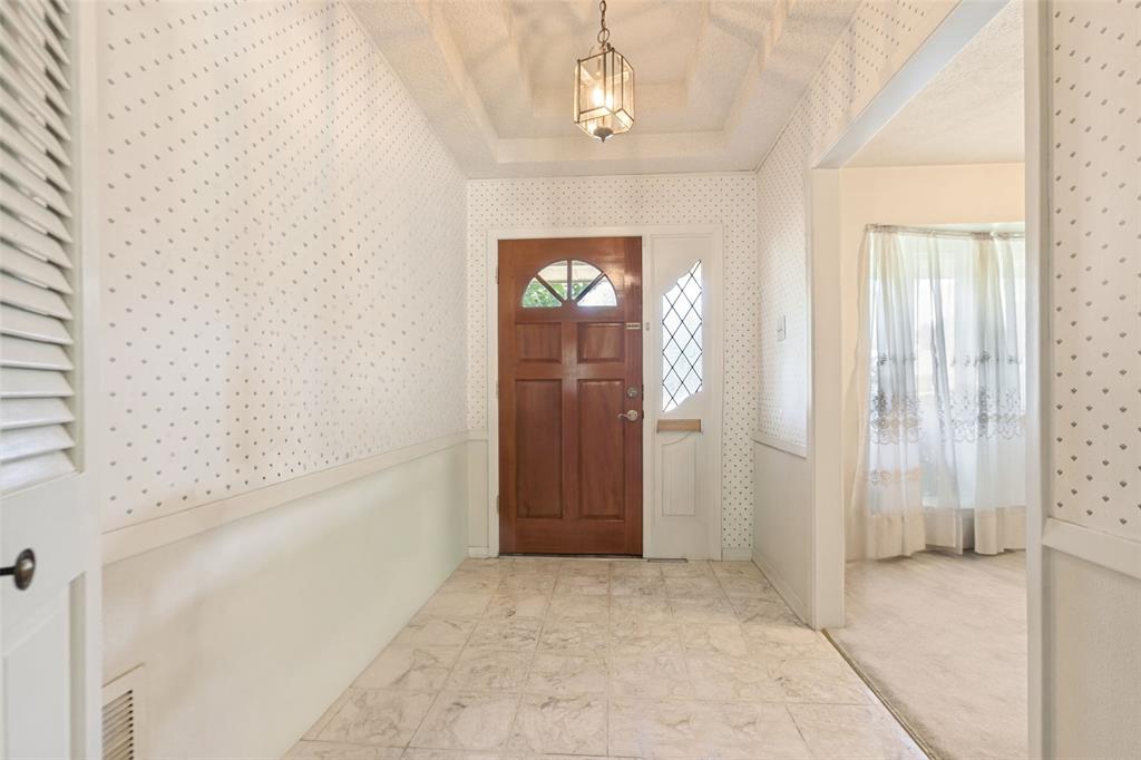 4091 Killion Drive, Dallas, TX 75229 4091 Killion Drive, Dallas, TX 75229
