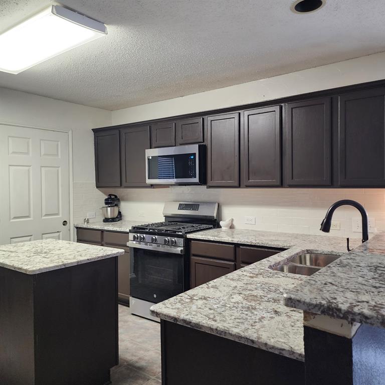 4922 Silverweed Drive, McKinney, TX 75070 4922 Silverweed Drive, McKinney, TX 75070
