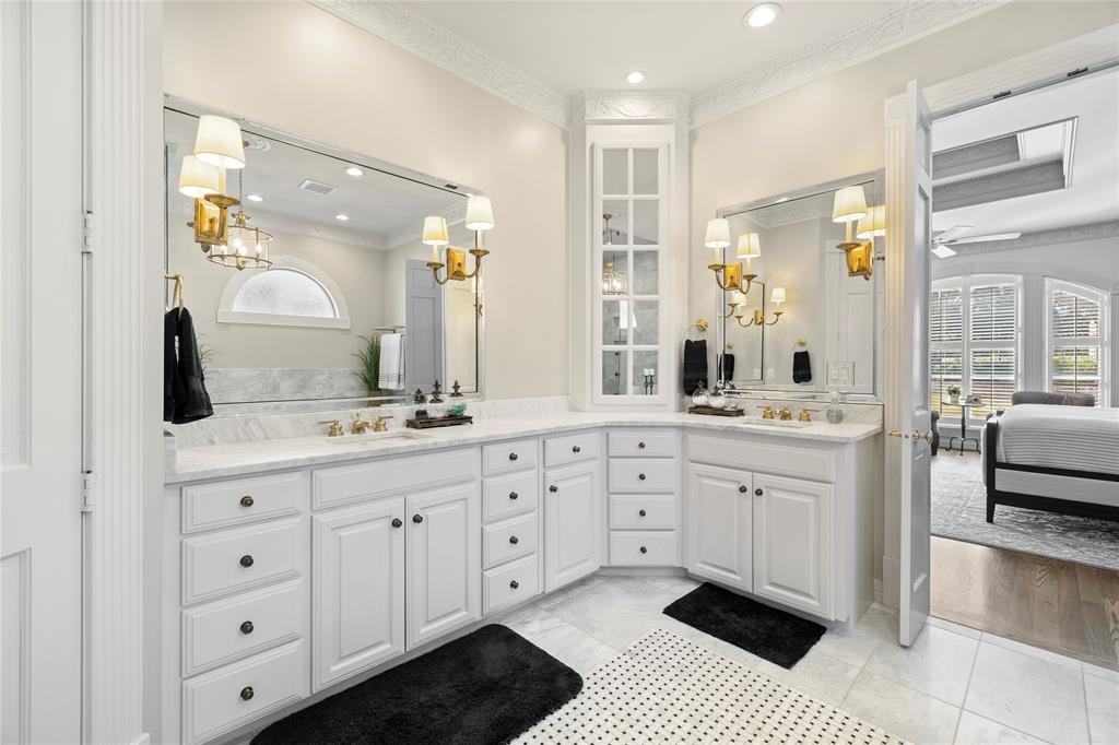 Primary bath