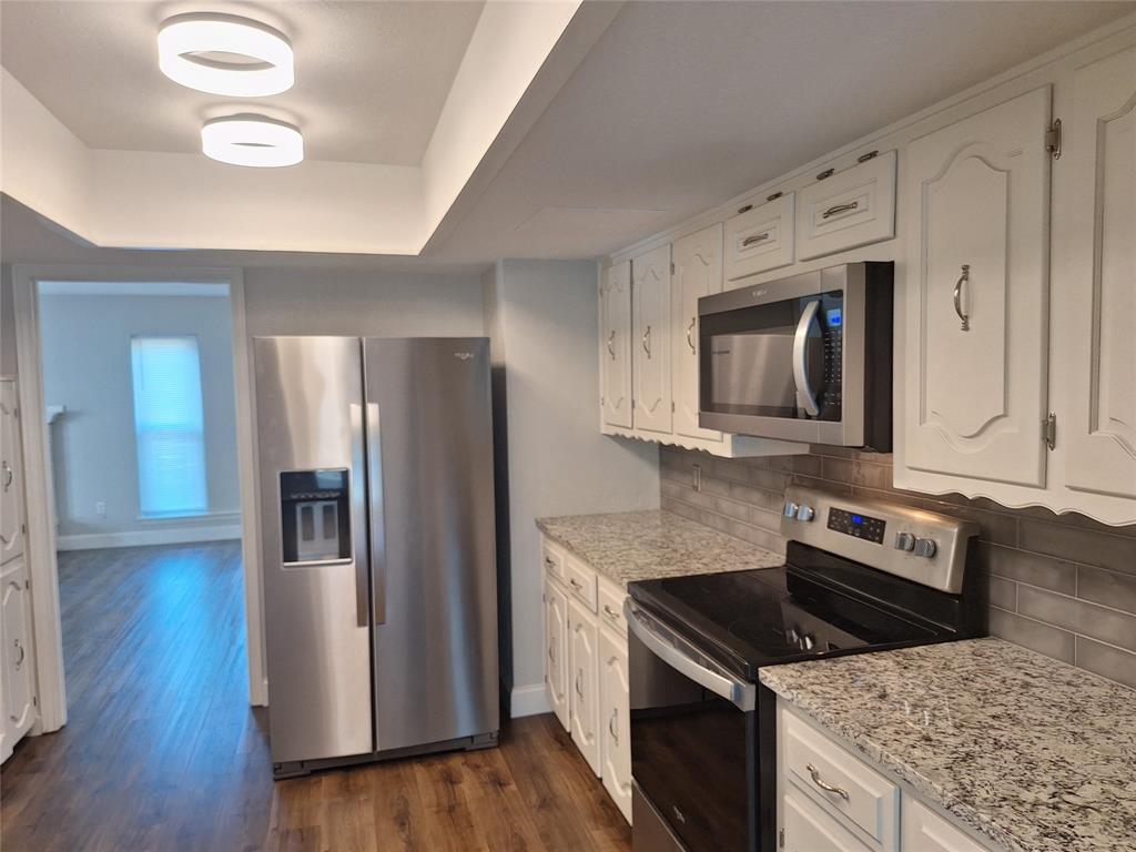 4240 Harvest Hill Road, Dallas, TX 75244
