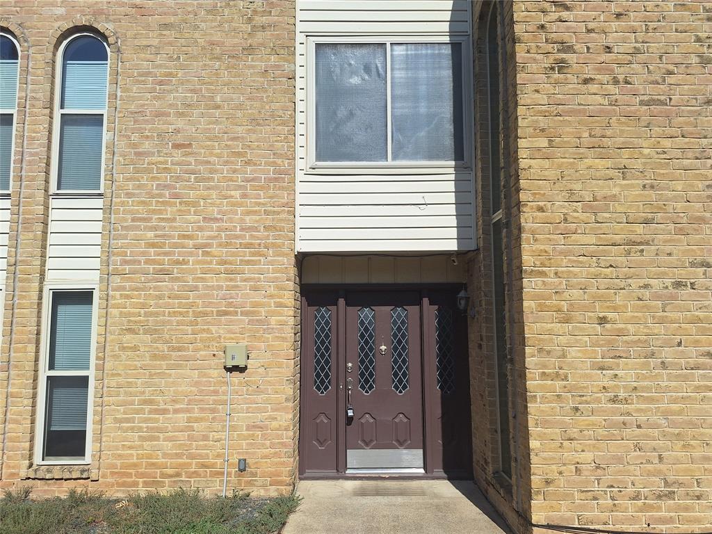 4240 Harvest Hill Road, Dallas, TX 75244
