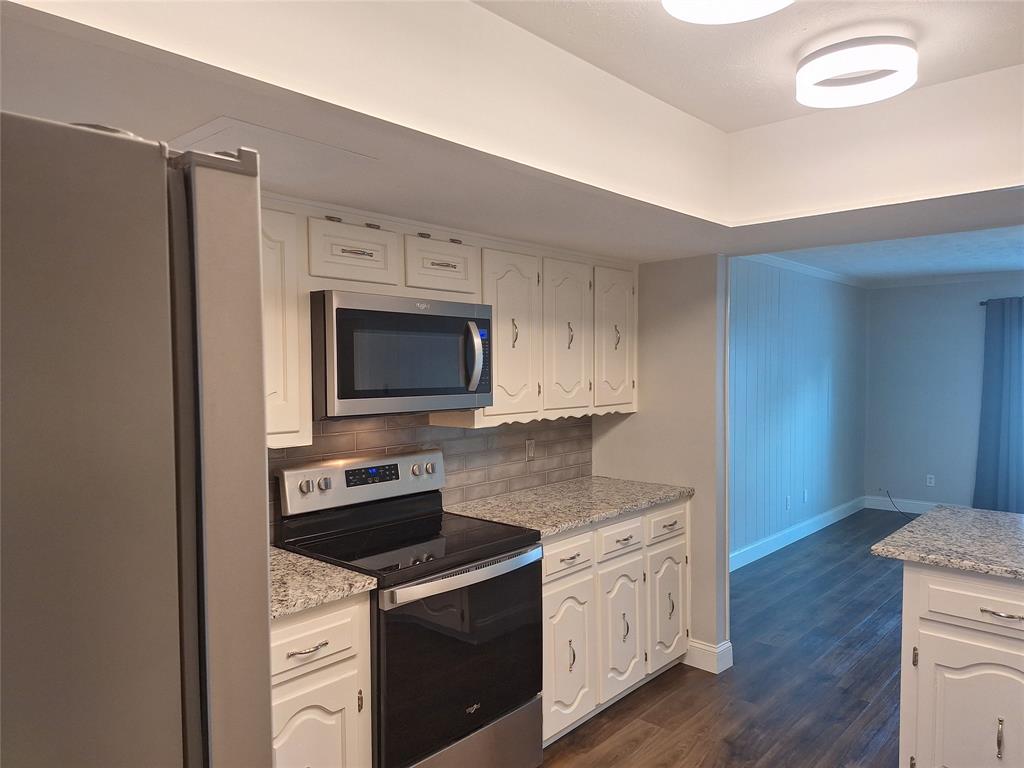 4240 Harvest Hill Road, Dallas, TX 75244