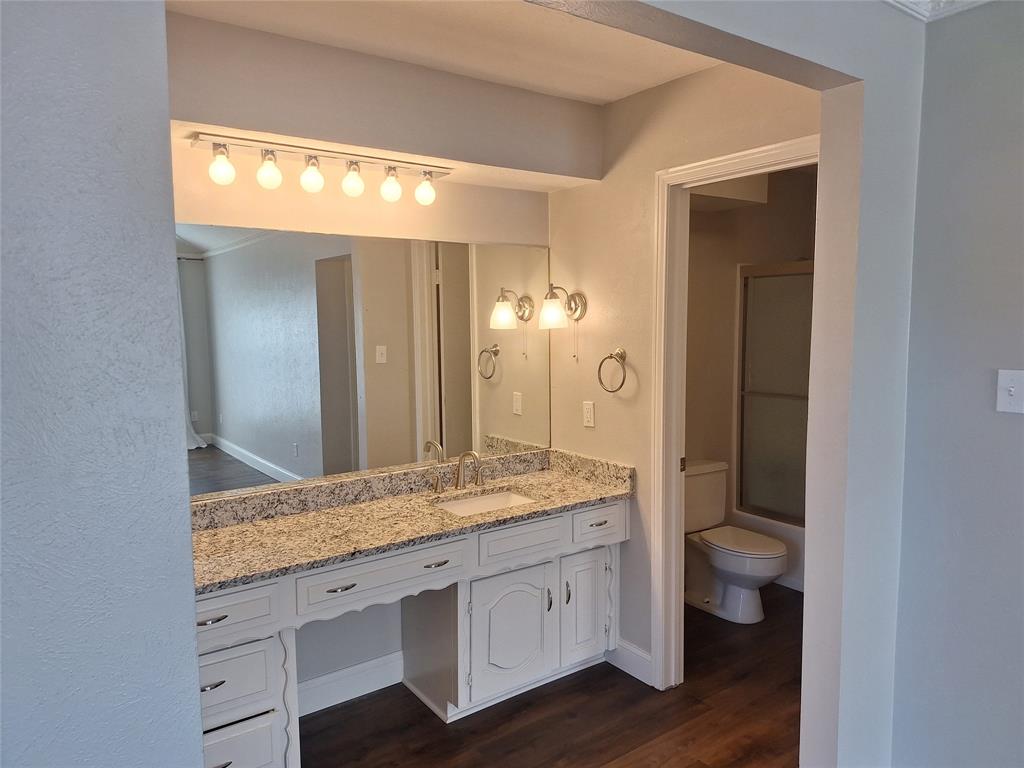 4240 Harvest Hill Road, Dallas, TX 75244