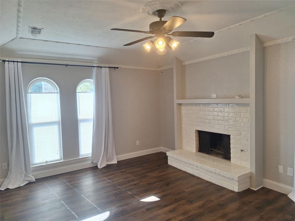 4240 Harvest Hill Road, Dallas, TX 75244