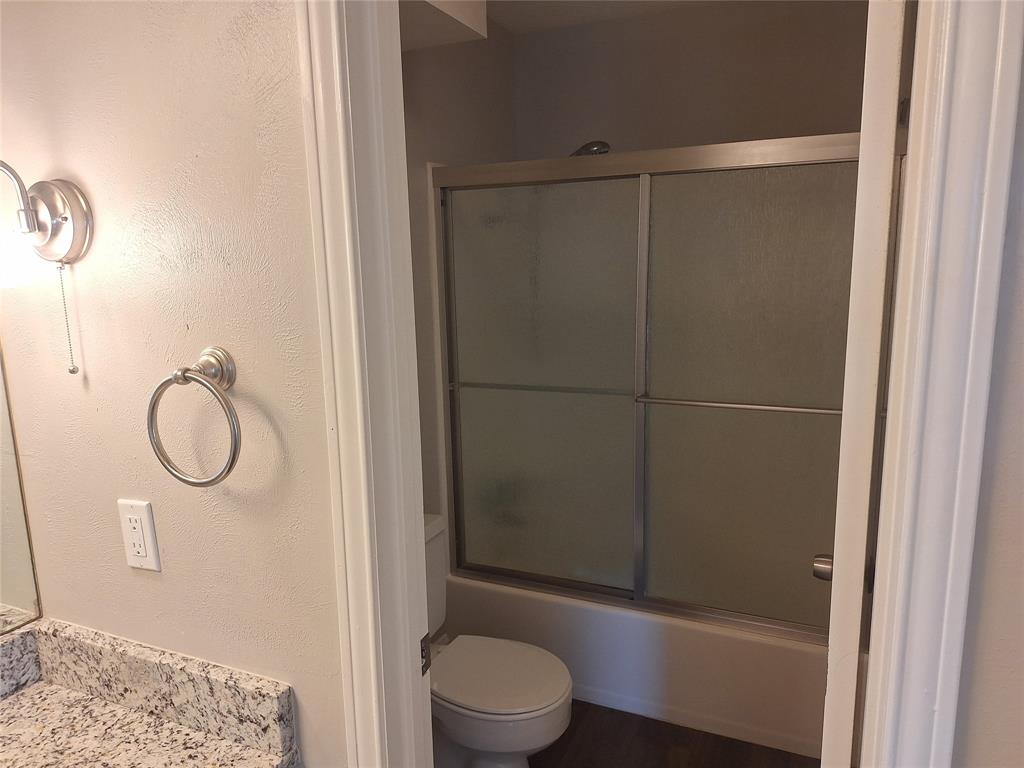 4240 Harvest Hill Road, Dallas, TX 75244